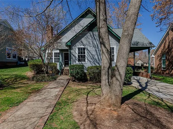 8 Willow Oak St, Elon, NC 27244