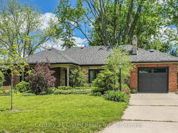 1306 Hazeldean Ave, Peterborough, ON K9J 5Z4