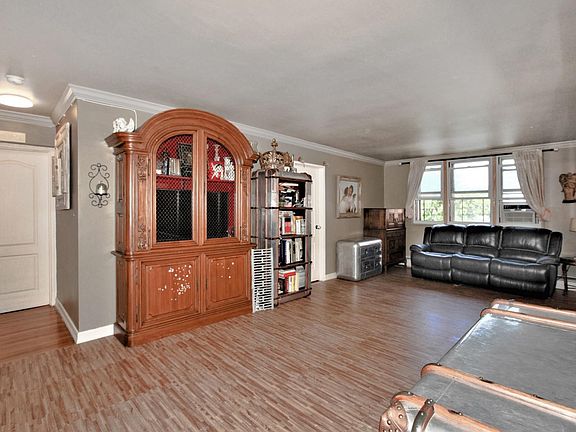 4th image of 34-20 Parsons Blvd #6J