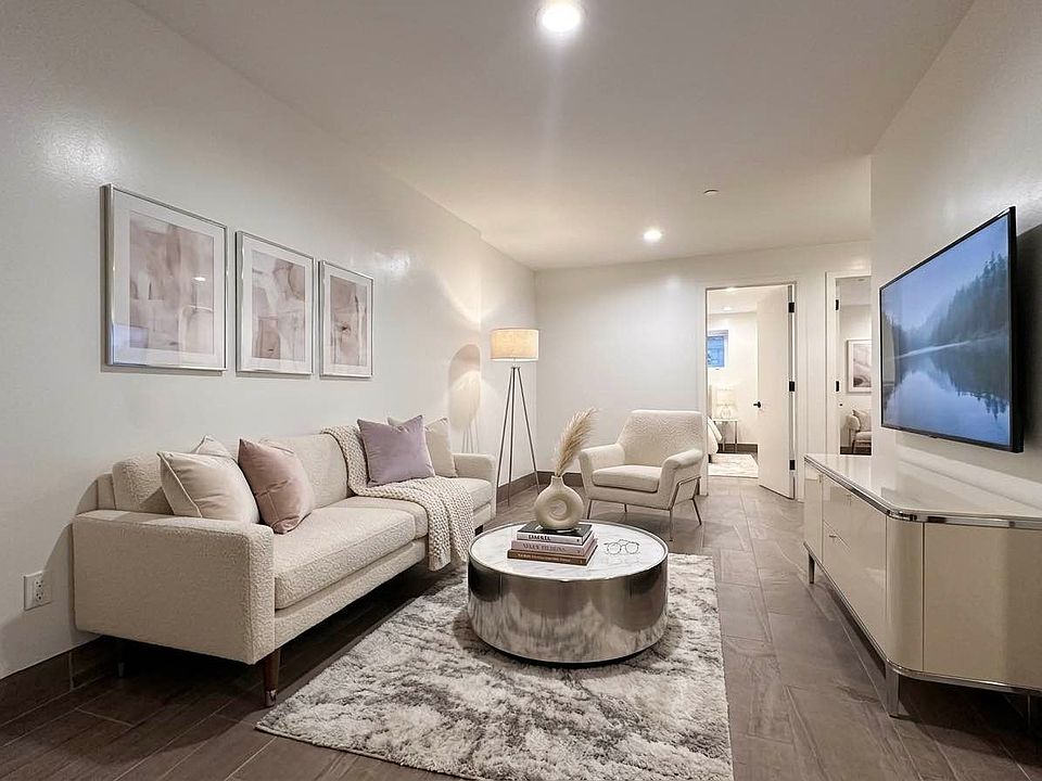 1st image of 378 Harman St #1A