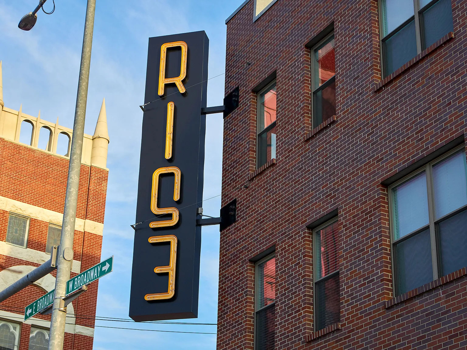 The Rise — Photo 2