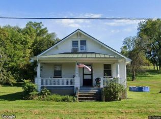 1911 Blacksburg Rd, Fincastle, VA 24090