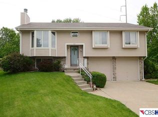 5611 S 115th Cir, Omaha, NE 68137