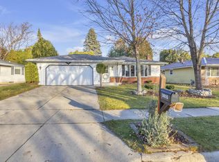 3805 S 17th Pl, Sheboygan, WI 53081