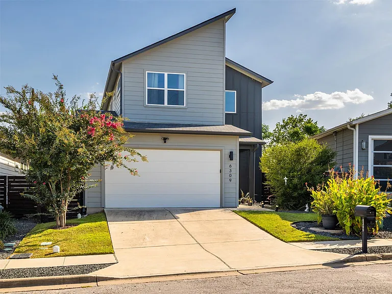 6309 Keegans Dr — Photo 3
