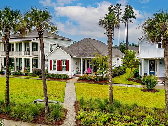 3rd image of 229 Great Lawn Dr