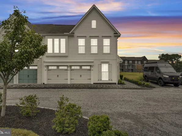 1319 Arlington Way, Mechanicsburg, PA 17055
