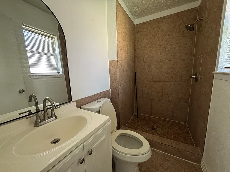 2002 Laurel Oaks Dr — Photo 28