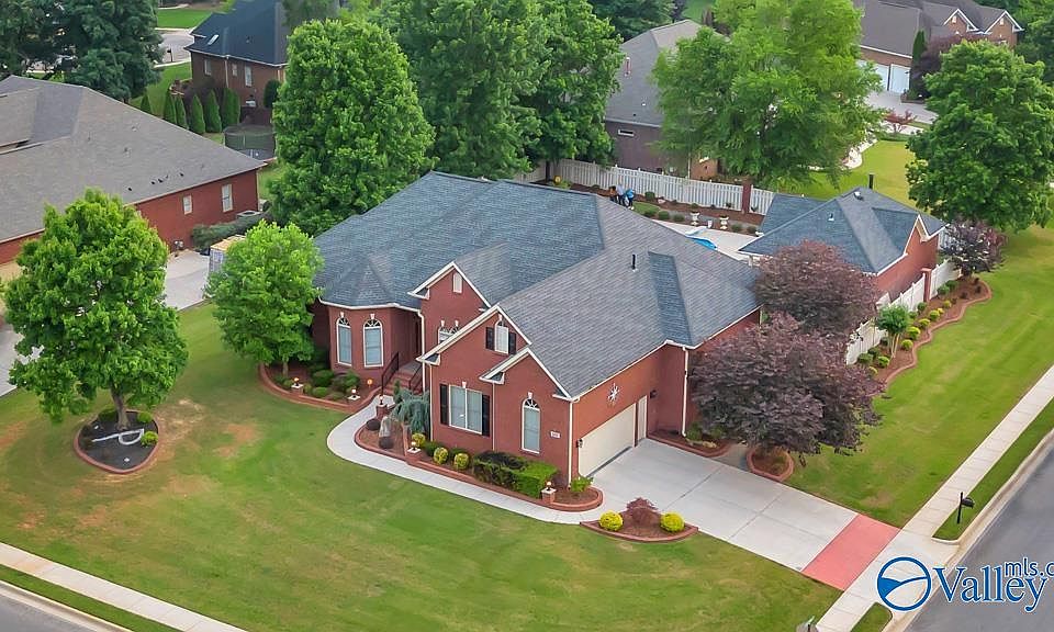 100 Spring Ct, Huntsville, AL 35806 MLS 21843427 Zillow
