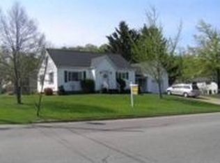 921 E Grandview Blvd, Erie, PA 16504