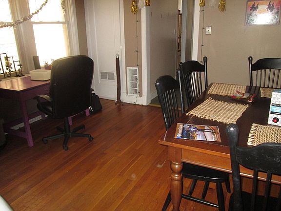 5th image of 1304 W Albion Ave #3F