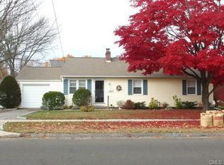 136 Welchs Point Rd, Milford, CT 06460