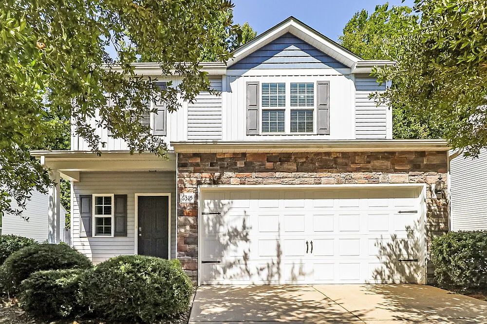 3 bed, 2.5 bath, 1793 sqft, $2,080 — Photo 1