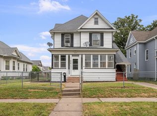 618 W 17th St, Davenport, IA 52803