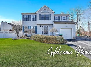 97 Laurel Ave, Hazlet Township, NJ 07734