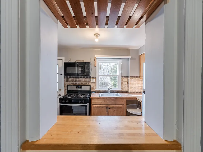 3738 Sharp St — Photo 6