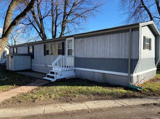 111 S 13th Ave #B2, Mendota, IL 61342