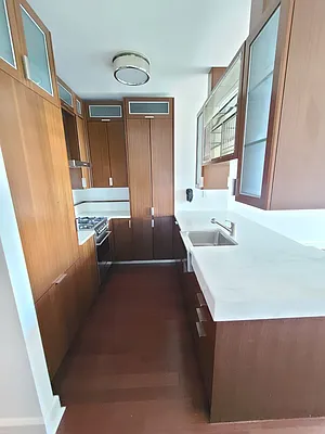 Rented by BLU Real Estate | media 21