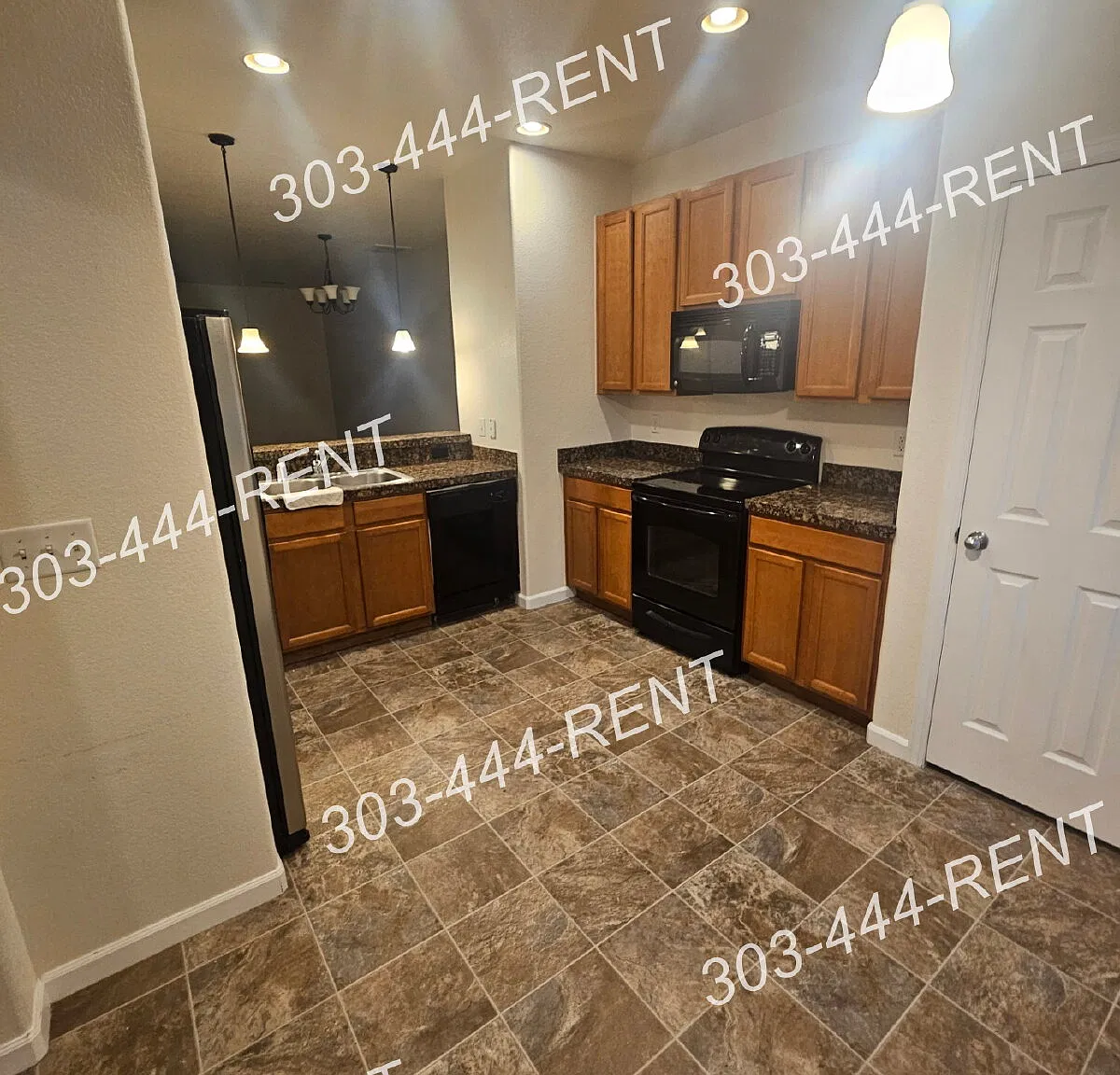 2 bed, 2.5 bath, 1600 sqft, $2,295 — Photo 1