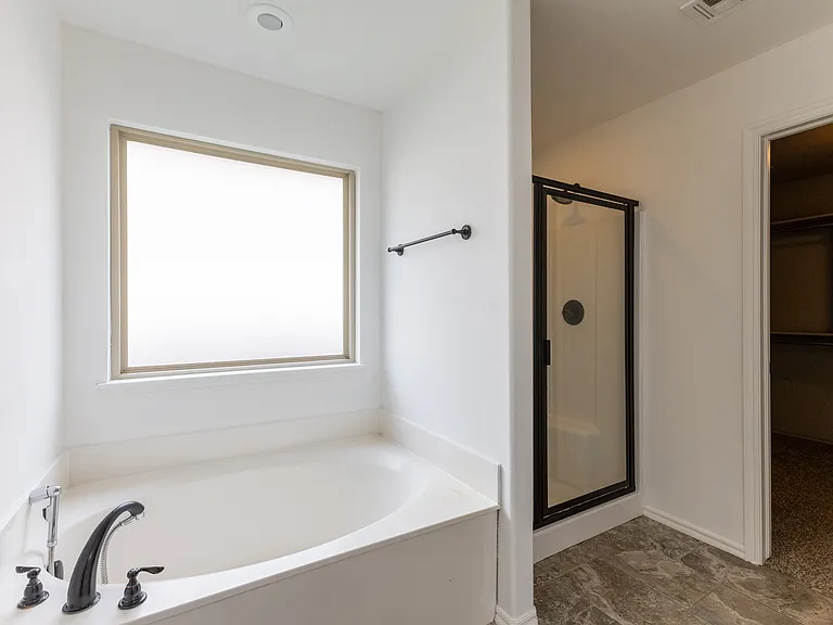 1301 W Elmira Pl — Photo 26