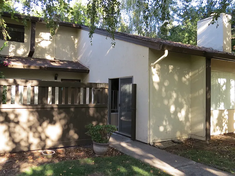 1846 Pomar Way — Photo 12