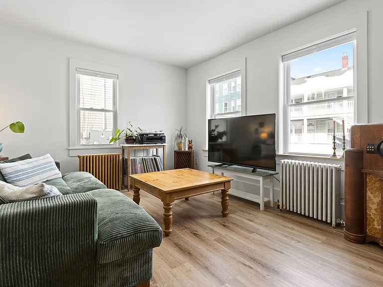 36 Pool St #36 — Photo 9