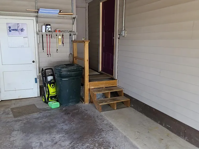 1465 Woodland Dr — Photo 7