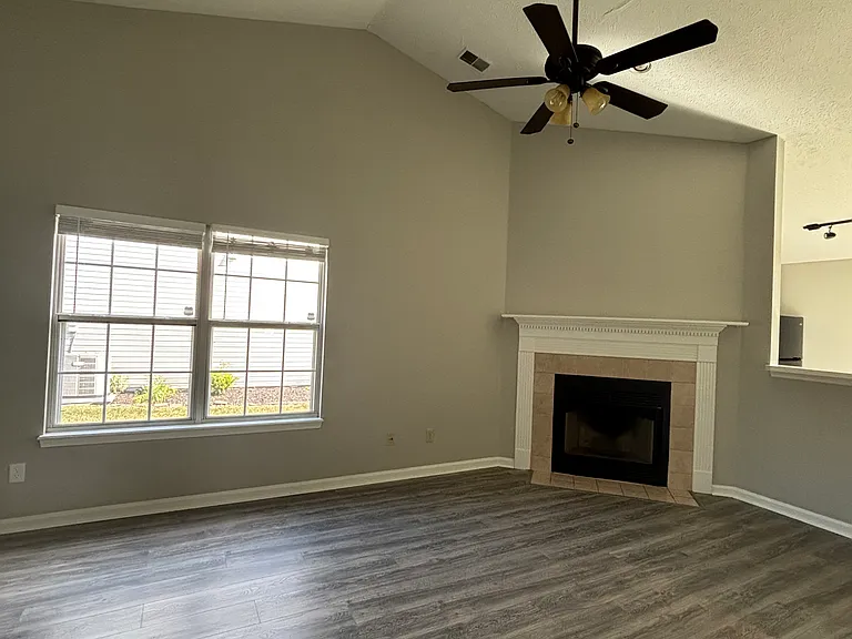 5969 Polonius Dr — Photo 2