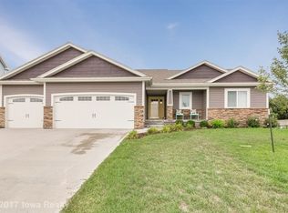 4114 143rd Ct, Urbandale, IA 50323