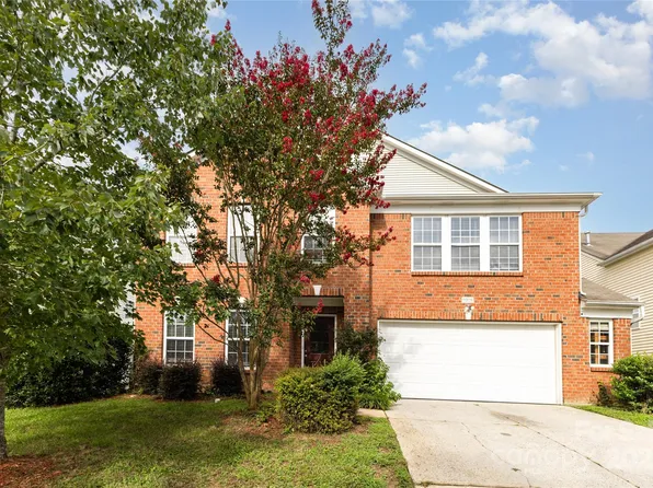 9508 Weston Woods Ln, Charlotte, NC 28216