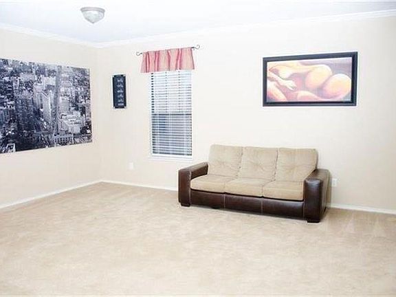 3rd image of 8948 Silent Brook Ln