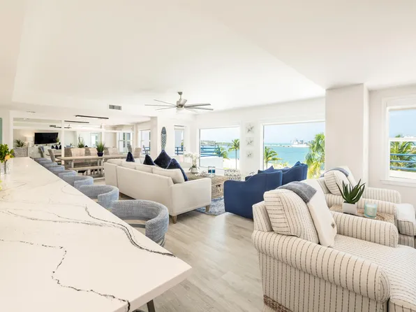 109 Front St APT 214, Key West, FL 33040