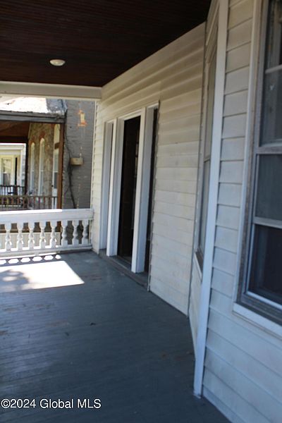 3rd image of 333 Delaware Avenue