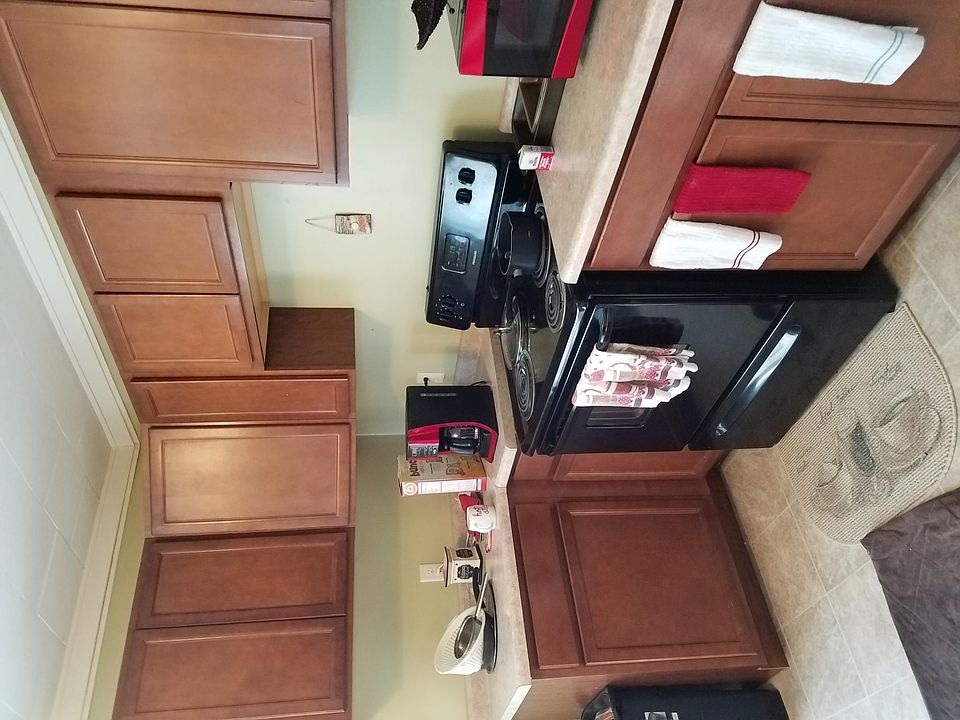 1st image of 221 N 18th St #1