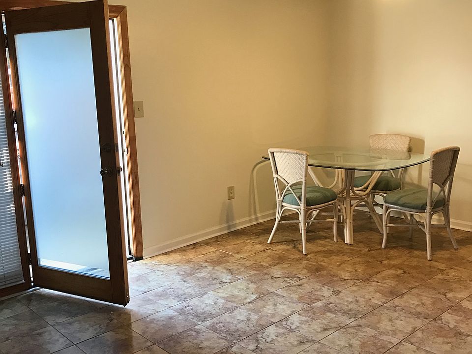 1st image of 10500 Osprey Dr