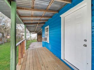 6113 Woodrow St, Texas City, TX 77591