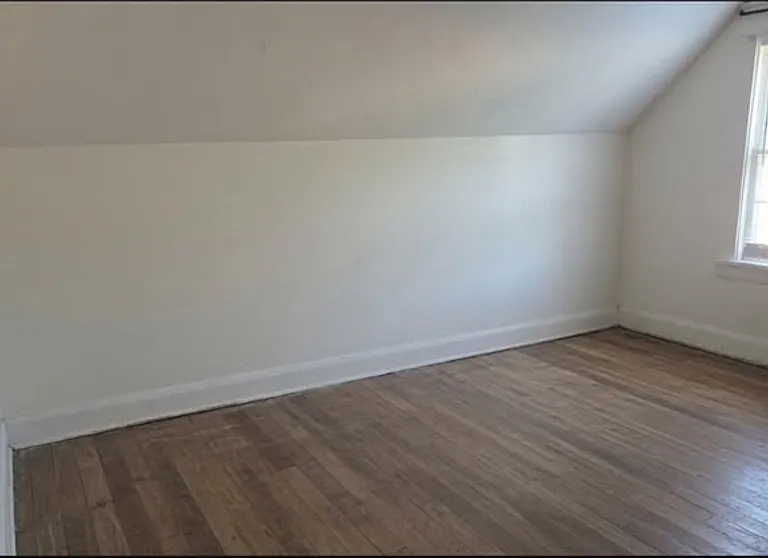 1318 Clover St #2 — Photo 7