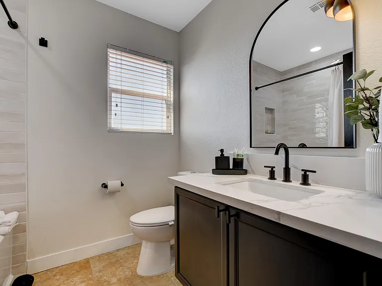 457 Compo Ave — Photo 32