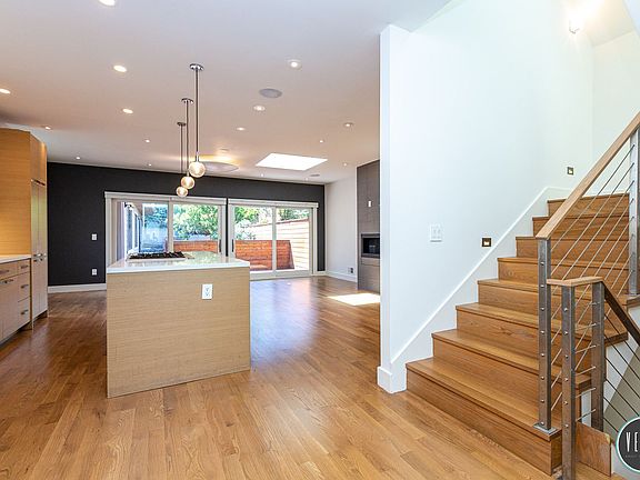 4th image of 654 Precita Ave