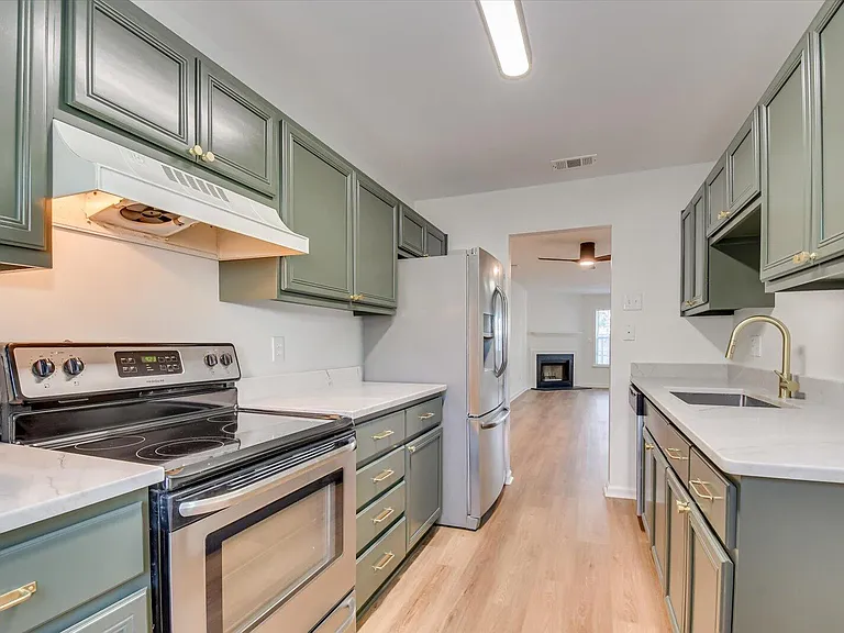 128 Barts Dr — Photo 16