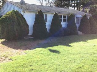 86 Elm Rd, Charlestown, RI 02813