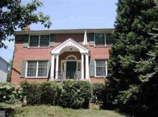 4507 Salem Ln NW, Washington, DC 20007