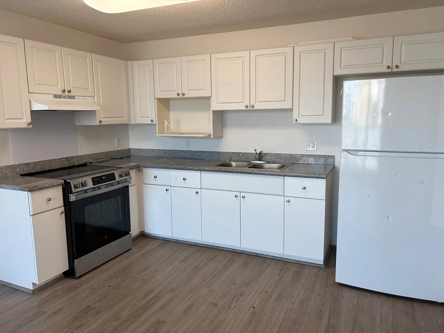 1 bed, $2,450 — Photo 3