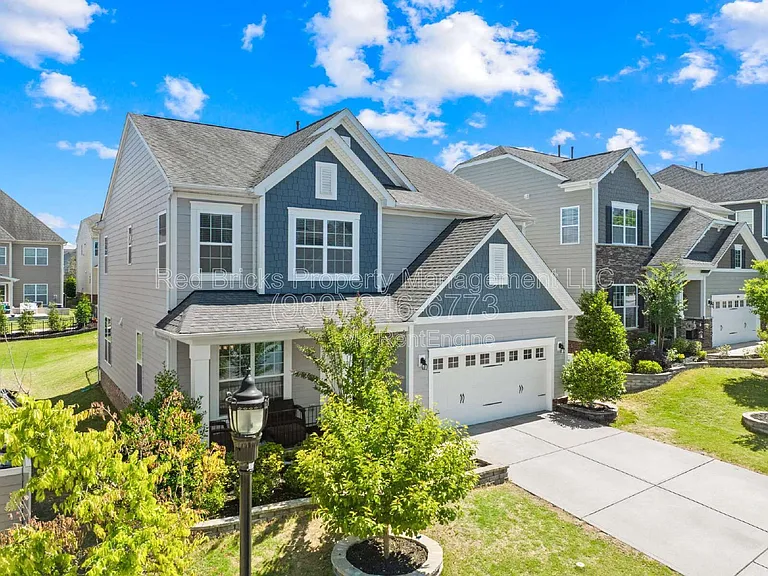 10677 Sky Chase Ave NW — Photo 4
