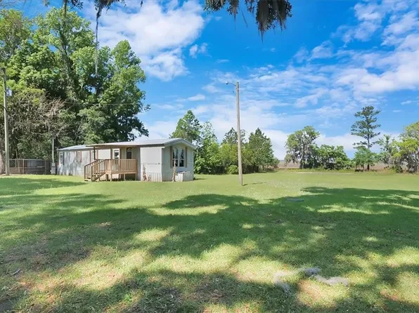 1383 Marsh Dr NE, Townsend, GA 31331