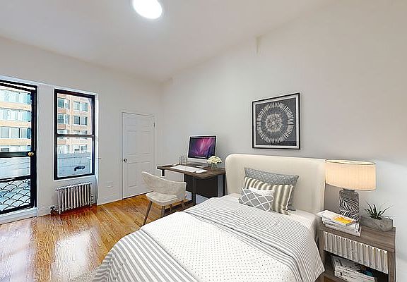 4th image of 218 W 72nd St APT 5RE