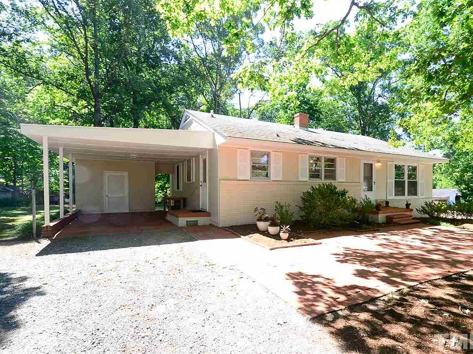 1st image of 2535 Woods Ln