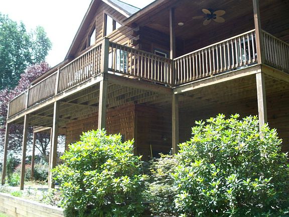 3rd image of 133 Boyd Dr