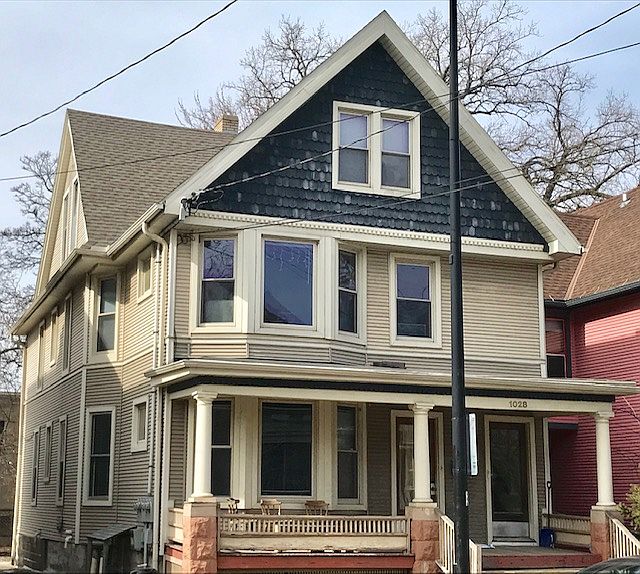 2nd image of 1028 Williamson St