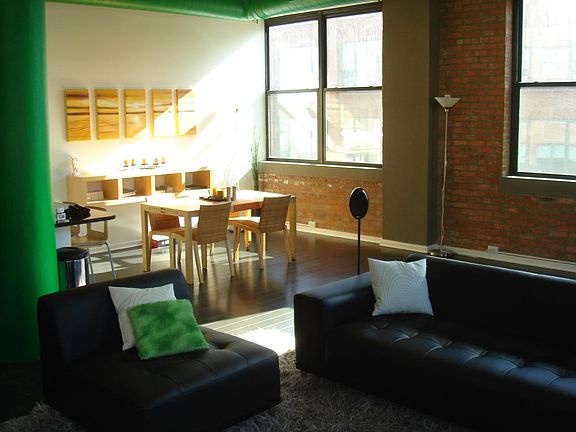 Living Room/Dining Room